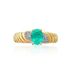 Bague nervurée en or 14k sertie d'une émeraude de 0,40 carat