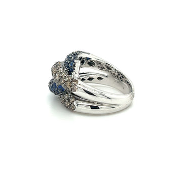 Ring cluster a 4 file con pavé in oro bianco 18K, zaffiro blu naturale rotondo e diamante marrone – Assay Jewelers