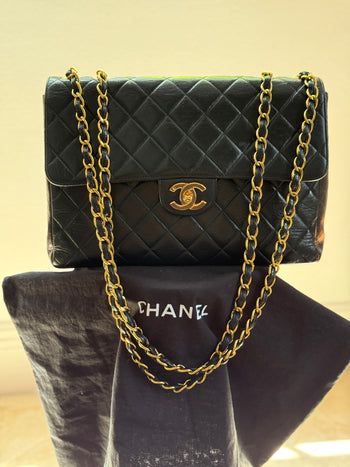 1990s Chanel Vintage Jumbo Single Flap Quilted Lambskin 24k Plated CC Logo – Assay Jewelers