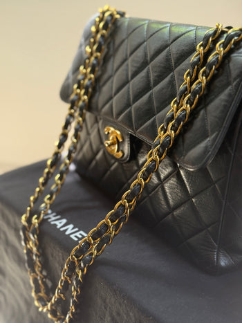1990s Chanel Vintage Jumbo Single Flap Quilted Lambskin 24k Plated CC Logo – Assay Jewelers