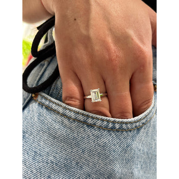 Bague en diamant de laboratoire taille émeraude 2.54 carat G/VS1 en or blanc 14k | Certifiée IGI – Assay Jewelers