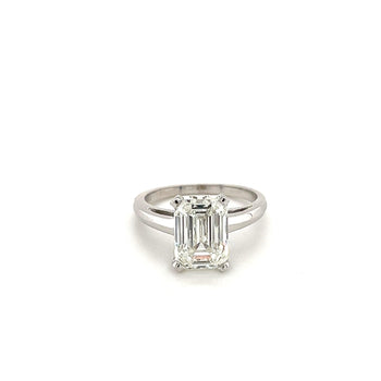 Bague en diamant cultivé en laboratoire taille émeraude de 3,07 carats en or blanc 14 k, monture cathédrale – Assay Jewelers