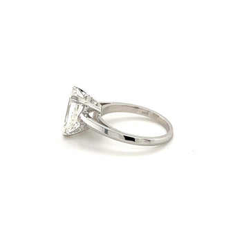 Bague en or blanc 14k, diamant de laboratoire taille émeraude de 3,07 carats, serti cathédrale – Assay Jewelers