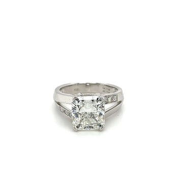 4.11 Carat Radiant Cut Lab Grown Diamond in Split-Shank Diamond Side Stone Ring – Assay Jewelers