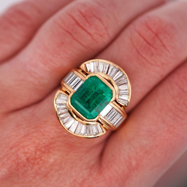 7.35 Carat Emerald & Baguette Diamond Ballerina 18K Gold Cocktail Ring
