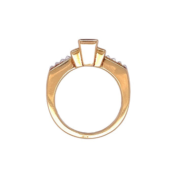 alt
Ring di fidanzamento Art Déco con smeraldo colombiano in oro 18k – Assay Jewelers