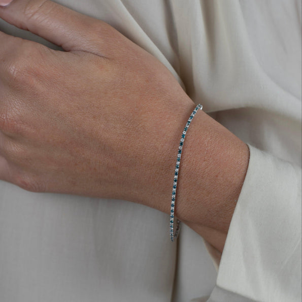 Classic Blue and White Diamond Tennis Bracelet in 18K White Gold