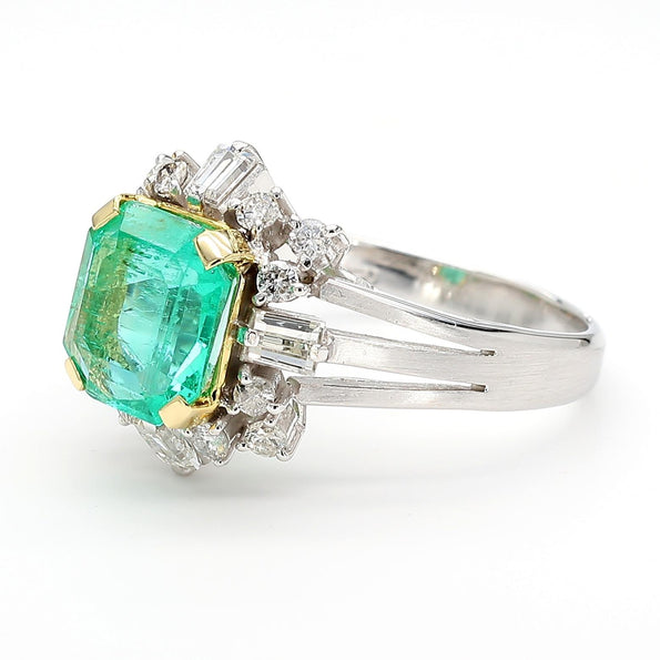GIA Cert. 2.59 Carat Colombian Emerald & Diamond Platinum Gold Cocktail Ring