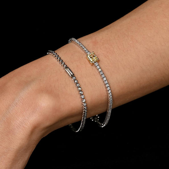 GIA Cert. 2.65 Carat Yellow Diamond Center 18K Tennis Bracelet