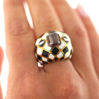 Ring a cupola in oro 18K smaltato con diamante Fancy Orangy Brown da 1,38 carati certificato GIA – Assay Jewelers