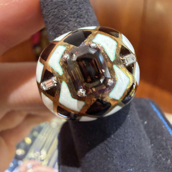 Ring a cupola in oro 18K smaltato con diamante Fancy Orangy Brown da 1,38 carati certificato GIA – Assay Jewelers