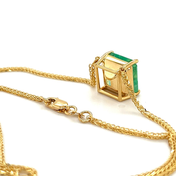 GRS certifiée émeraude colombienne de 5.83 carats en collier solitaire flottant 18K