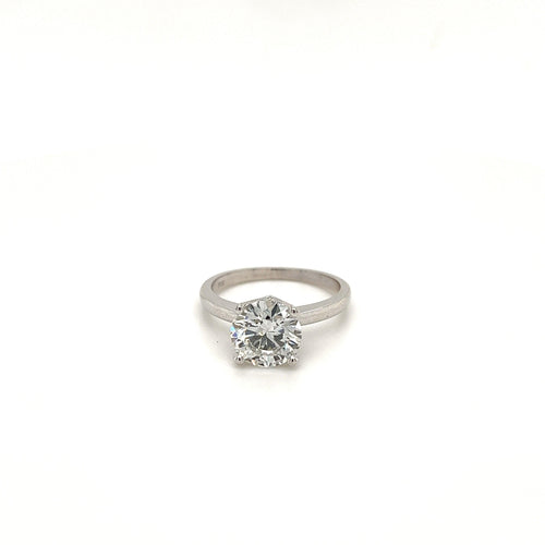 VS2 Round Cut Lab Grown Diamond Ring