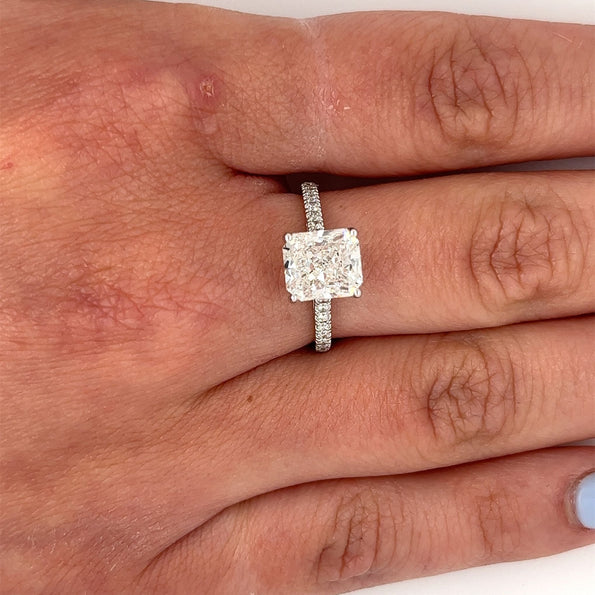 IGI Certified 3.05 Carat G/VVS1 Square Radiant Cut Lab Grown Diamond CVD Ring