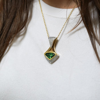 Important 11 Carat Vivid Green Tsavorite 18K Gold Pendant Necklace – Assay Jewelers