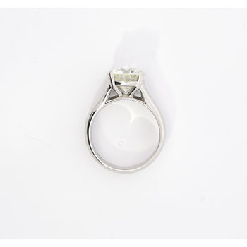 Bague solitaire en platine avec diamant rond naturel de 4,07 carats H/SI1 et large tige – Assay Jewelers