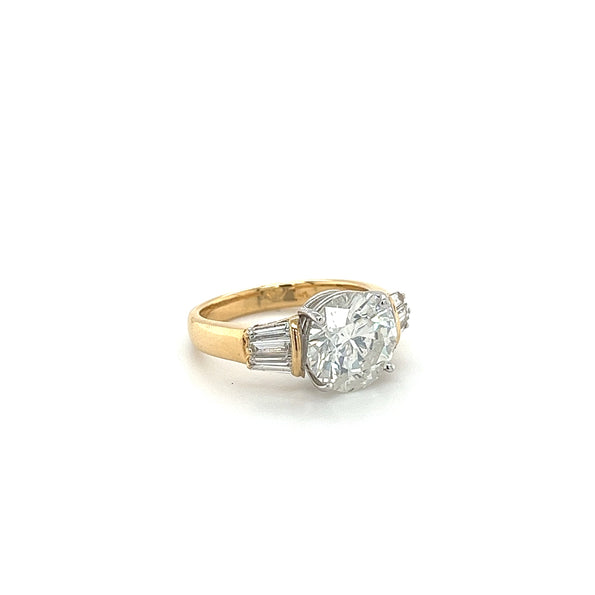Natural 4.21 Carat Round Diamond Engagement Ring with Baguette Diamonds