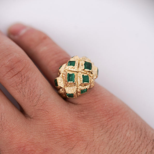 Vintage 3.20 Carat Emerald Bombe Dome Sputnik 18K Gold Statement Ring