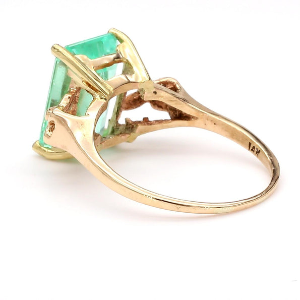 Vintage 3.58 Carat Pastel Green Colombian Emerald 14K Gold Solitaire Scroll Ring