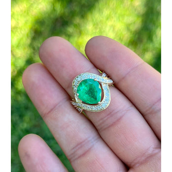 Vintage 5 Carat Pear Cut Emerald Crossover Double Split Shank 14K Gold Ring – Assay Jewelers