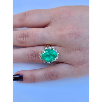Vintage 6.88 carat Colombian Emerald in 14k yellow gold ring – Assay Jewelers