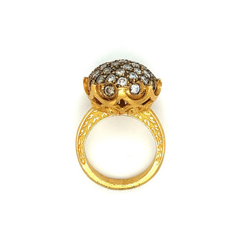 Bague cluster Anciens rétro en or jaune 22K sculpté et diamants ronds – Assay Jewelers