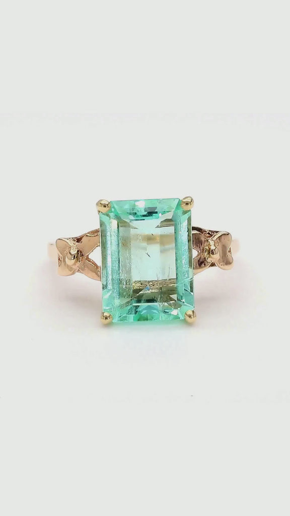 Vintage 3.58 Carat Pastel Green Colombian Emerald 14K Gold Solitaire Scroll Ring
